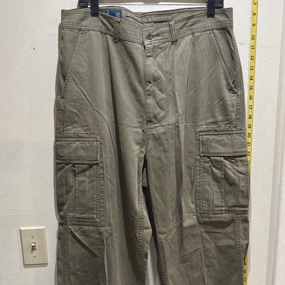 Ralph Lauren Men's Cargo Pants in Khaki - Picture 1 of 7